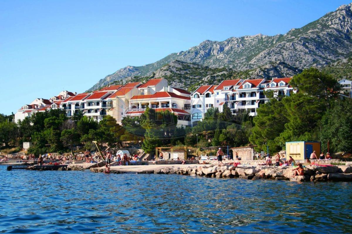 Apartman Davorka Karlobag Exterior photo